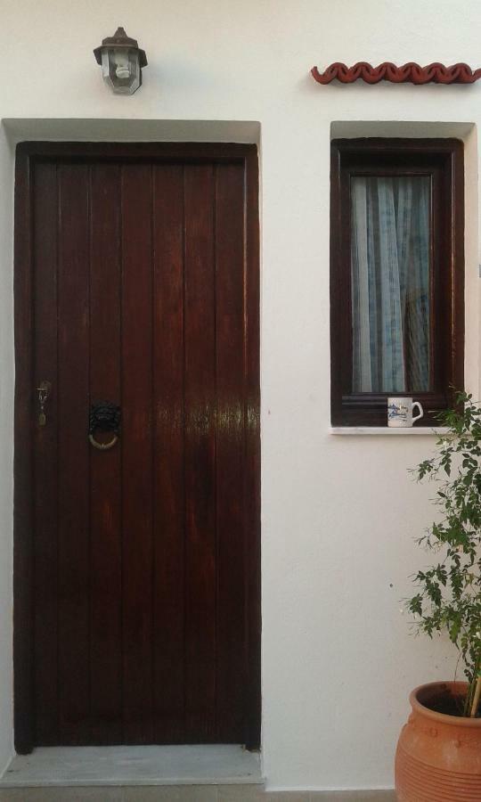 Αmmos Rooms Paleochora Buitenkant foto