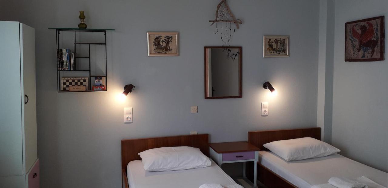 Αmmos Rooms Paleochora Buitenkant foto